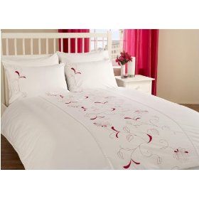 Embroidered duvets cover